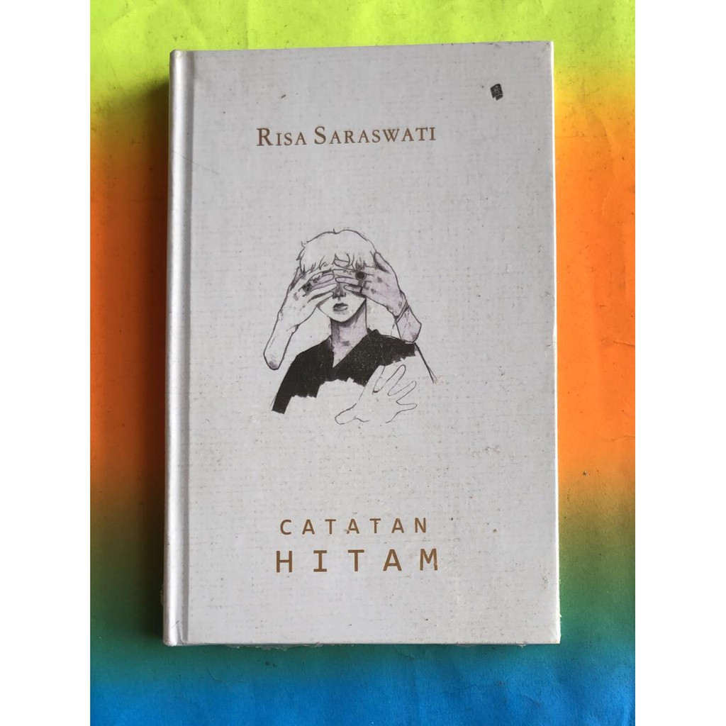 Novel Risa Saraswati Catatan Hitam