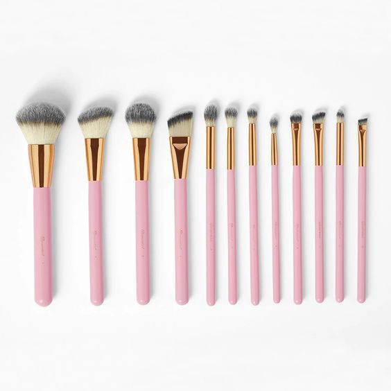 BH Cosmetics Pink Studded Elegance 12 Pcs Brush Set Bonus Brush Holder