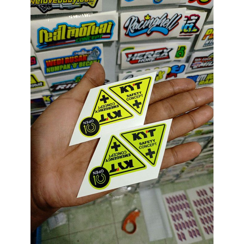 sticker helm sticker printing printcutt