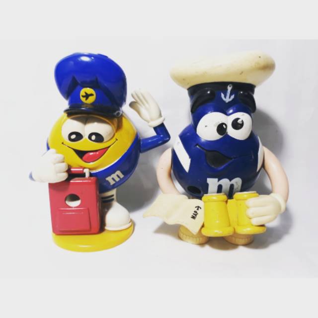 MnM Adventure Map Pilot Toys Mainan Happy Meal Candy Dispenser Turis