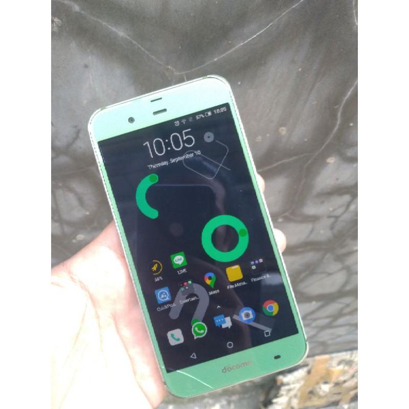 Sharp Aquos SH04H Batangan minus