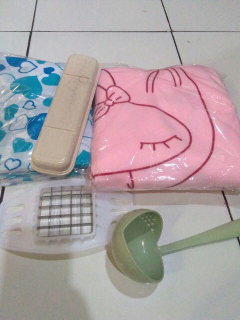 Sendok Kuah Dengan Tirisan