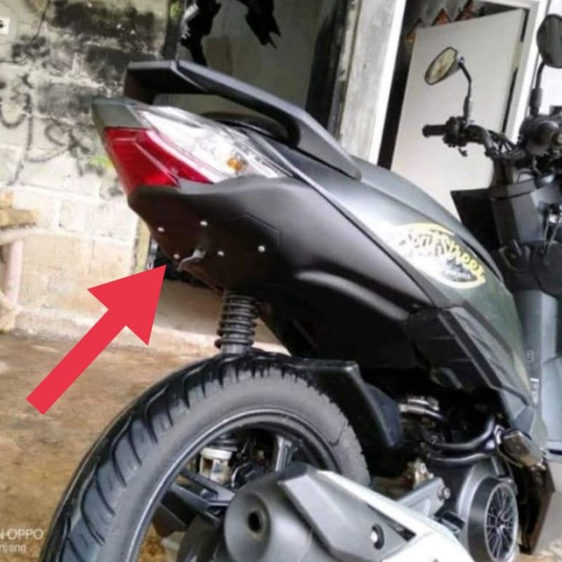 UNDERTAIL beat strait bolham