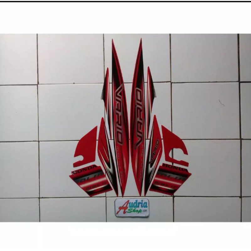 Stiker Vario 110 karbu 2008 merah