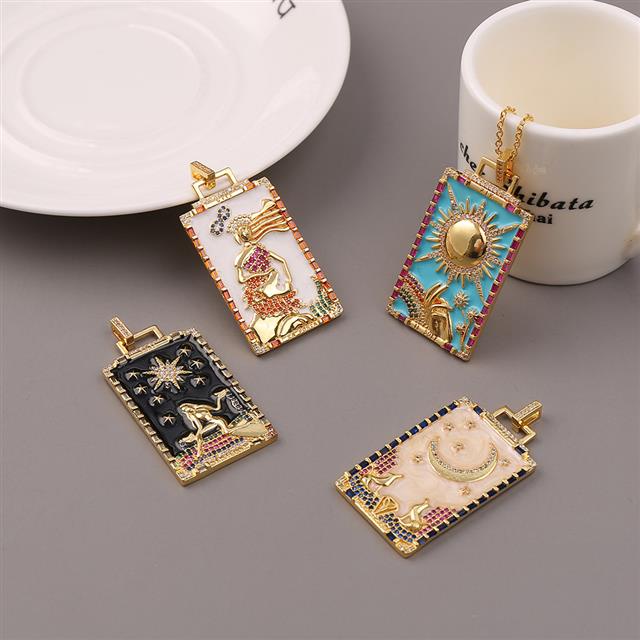 Ornamen tembaga menetes zircon liontin persegi panjang pelangi tarot bulan Eropa hip hop kalung