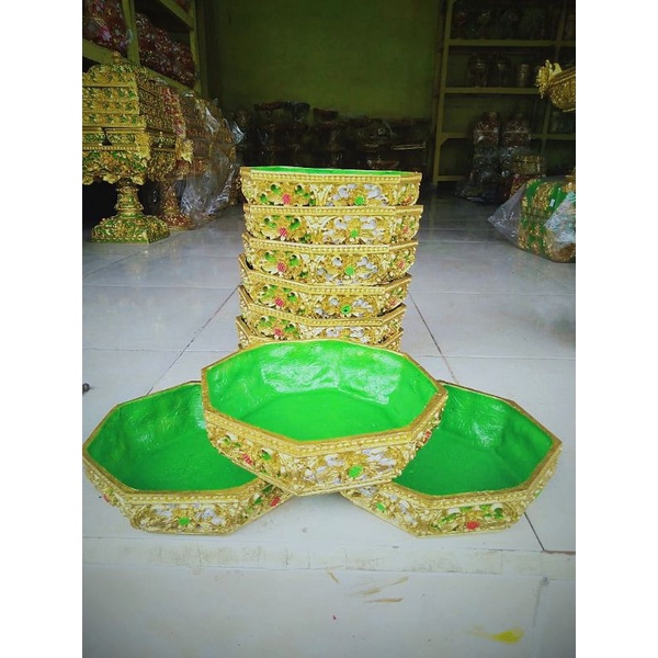Tamas sodan segidelapan ukir Bali ukuran 20cm.