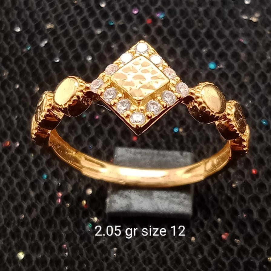 Cincin Emas 17K - 2.05 Gr Kadar 750 - 1488