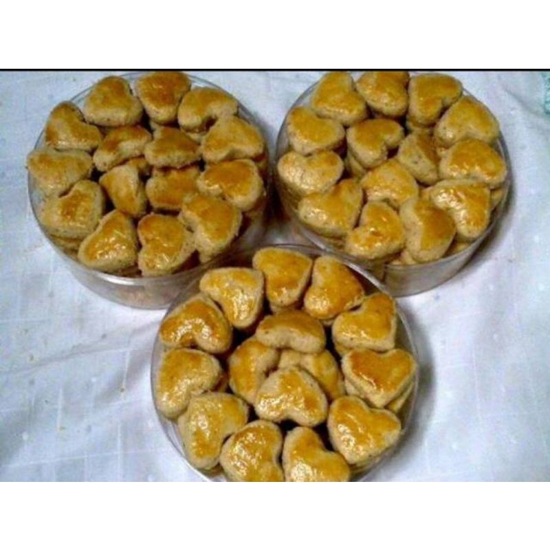 kue kacang spesial