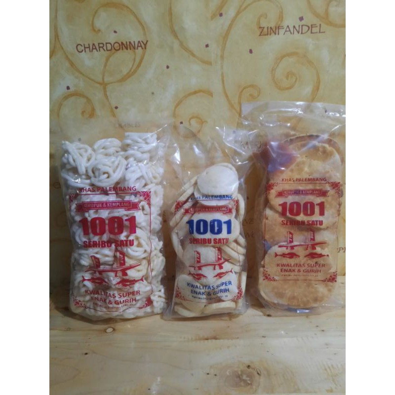 

kerupuk kemplang Asli Palembang