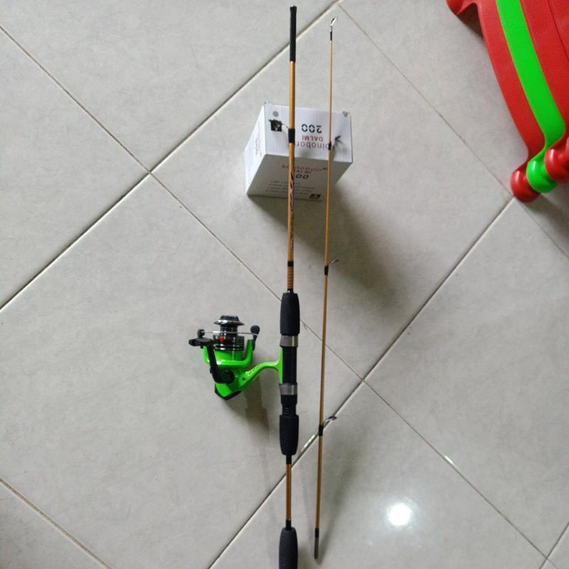 Satu set pancing joran katana