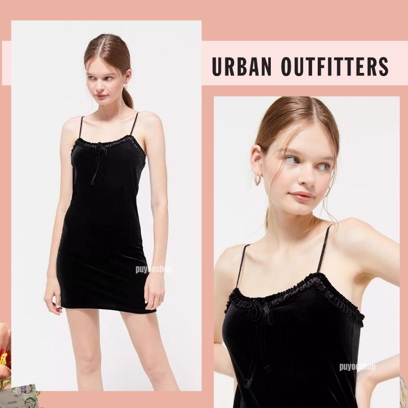 URBAN OUTFITTERS Ruffle Velvet Bodycon Dress