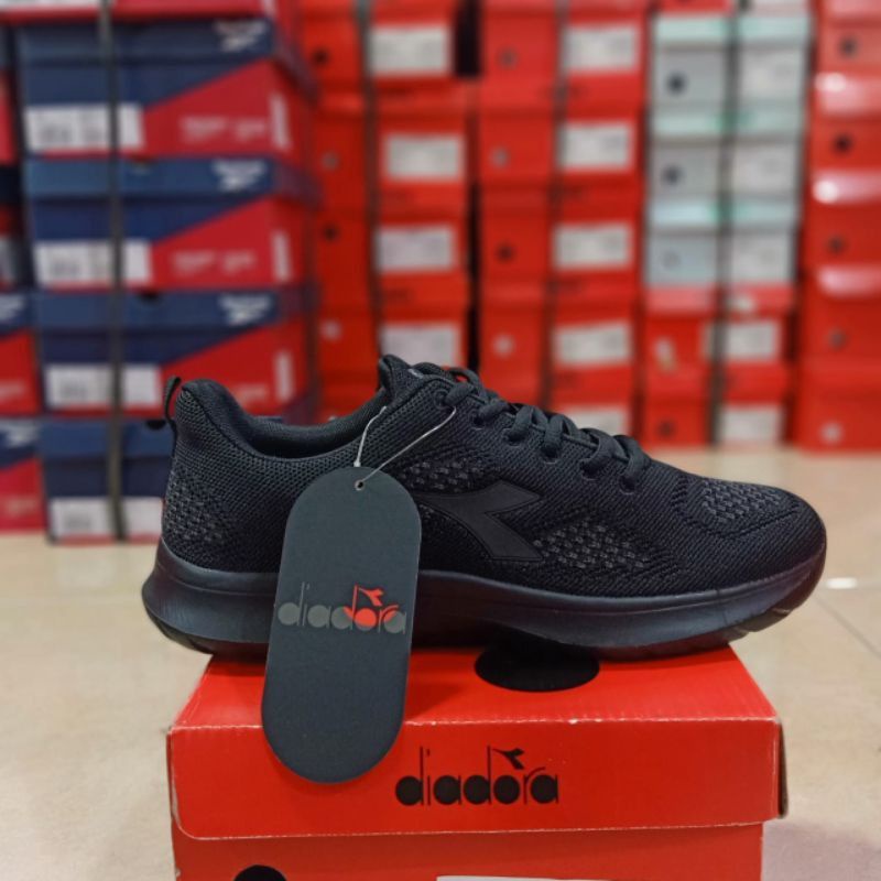 Diadora Juro Men Black