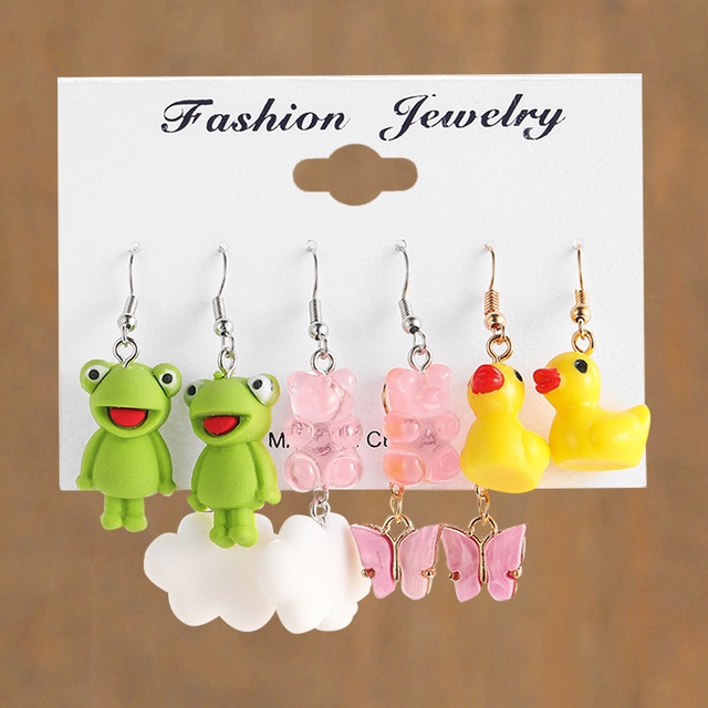 YEEZII Anting Hoop Bentuk Kartun Hewan Butterfly Aksen Mutiara Untuk Wanita