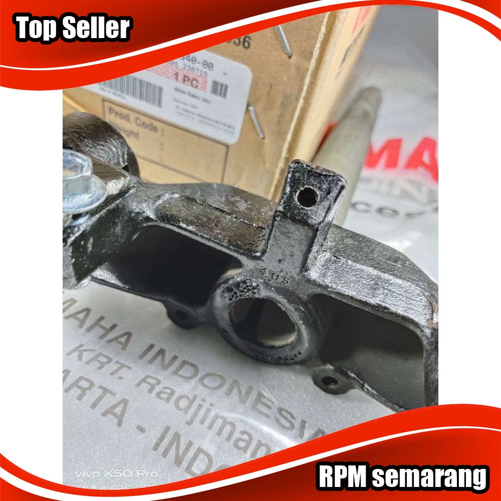 Segitiga bottom shock depan T stang bottom Yamaha Fizr - F1ZR Original