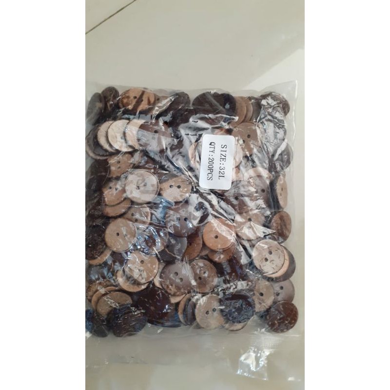 KANCING BATOK UKURAN 32L isi 200 pcs