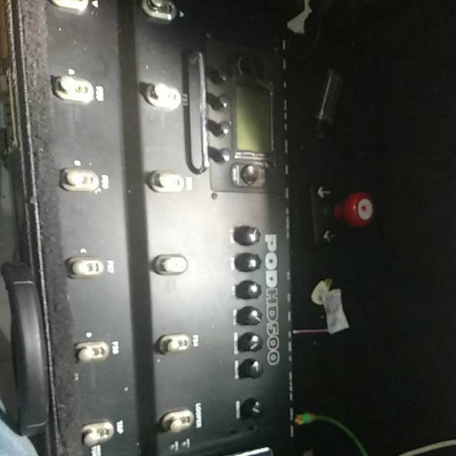 Efek Gitar POD HD 500 + Hardcase, Normal