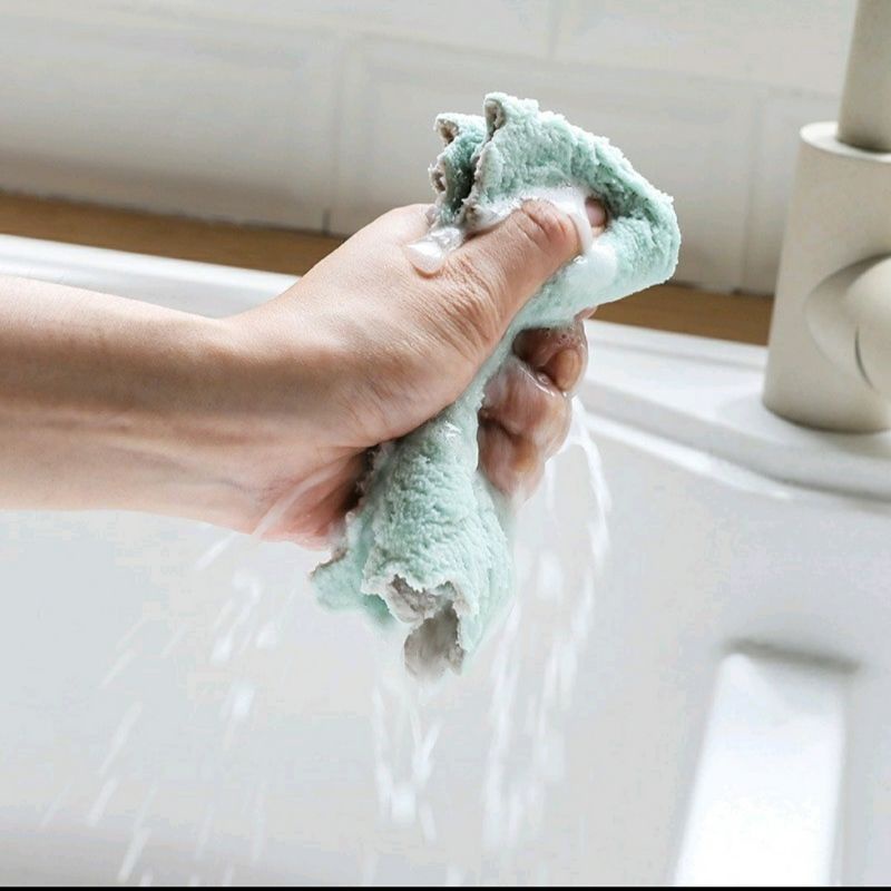 Kain Lap Cuci Piring Anti Minyak Serbaguna Bahan Microfiber Kain Lap Serap Air Warna Random ( Surabaya ) ( COD )