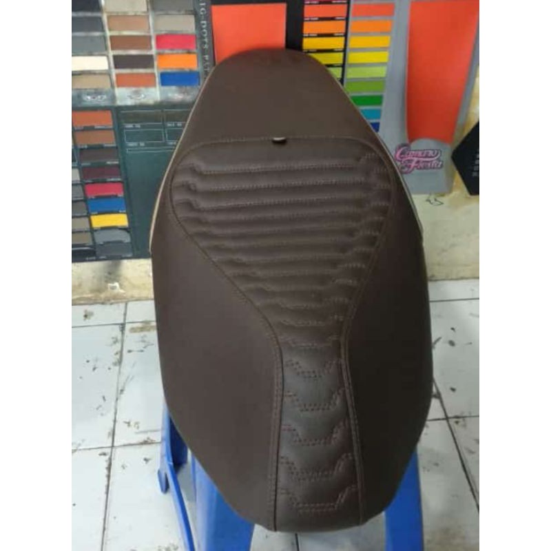 Jok Scoopy Fi New Karbu Caferace full MBtech - Jok honda Scoopy Caferace Mbtech - Jok motor Scoopy t