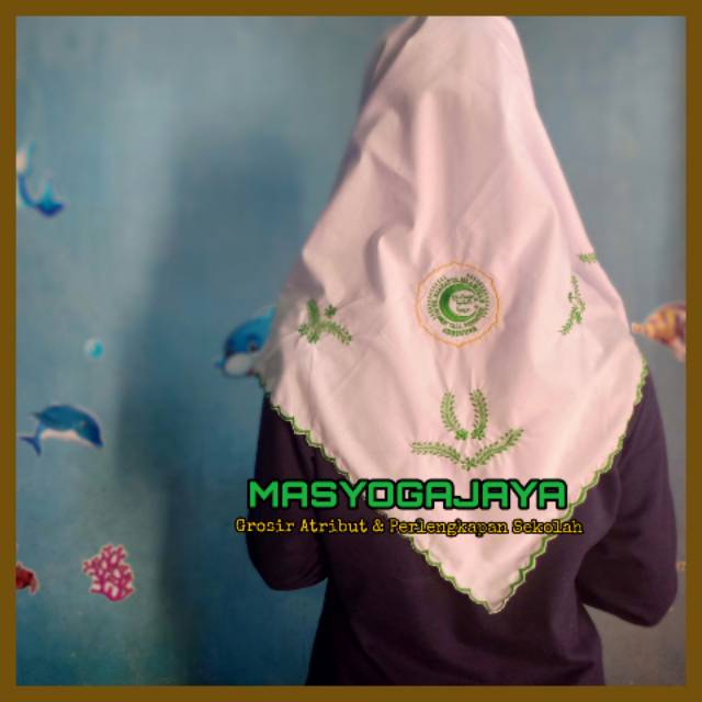 Kerudung Bordir Sekolah Segiempat Custom Desain Logo Murah - Atribut Sekolah