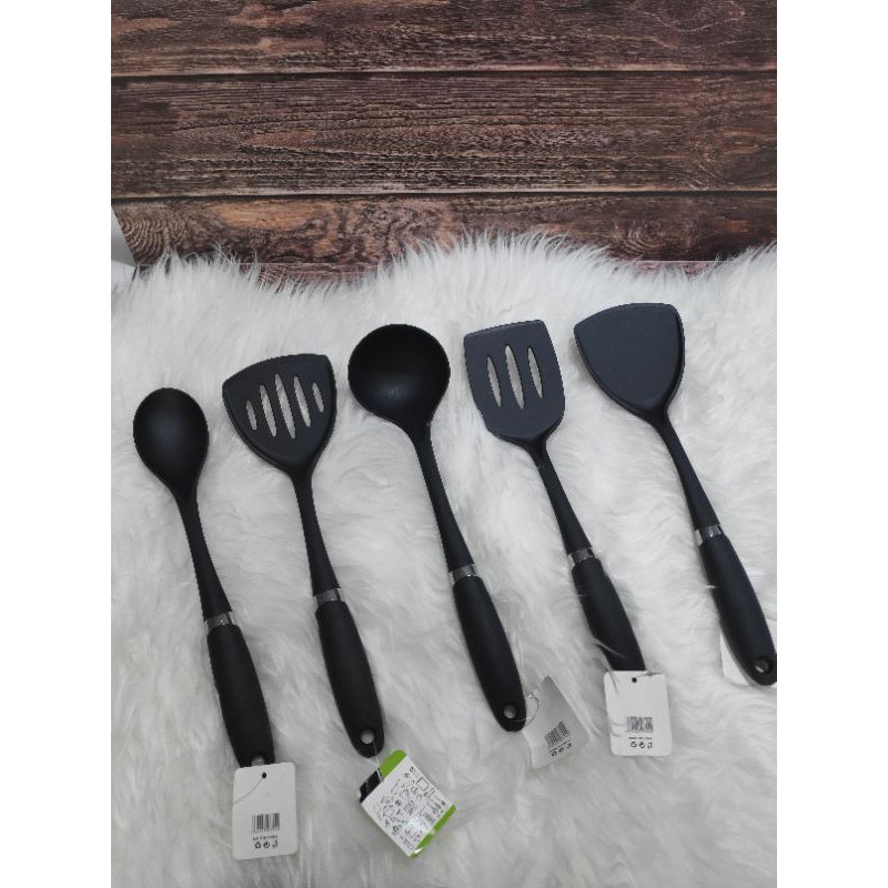 Kitchen Utensil / Spatula / Sendok Sop / Sutil