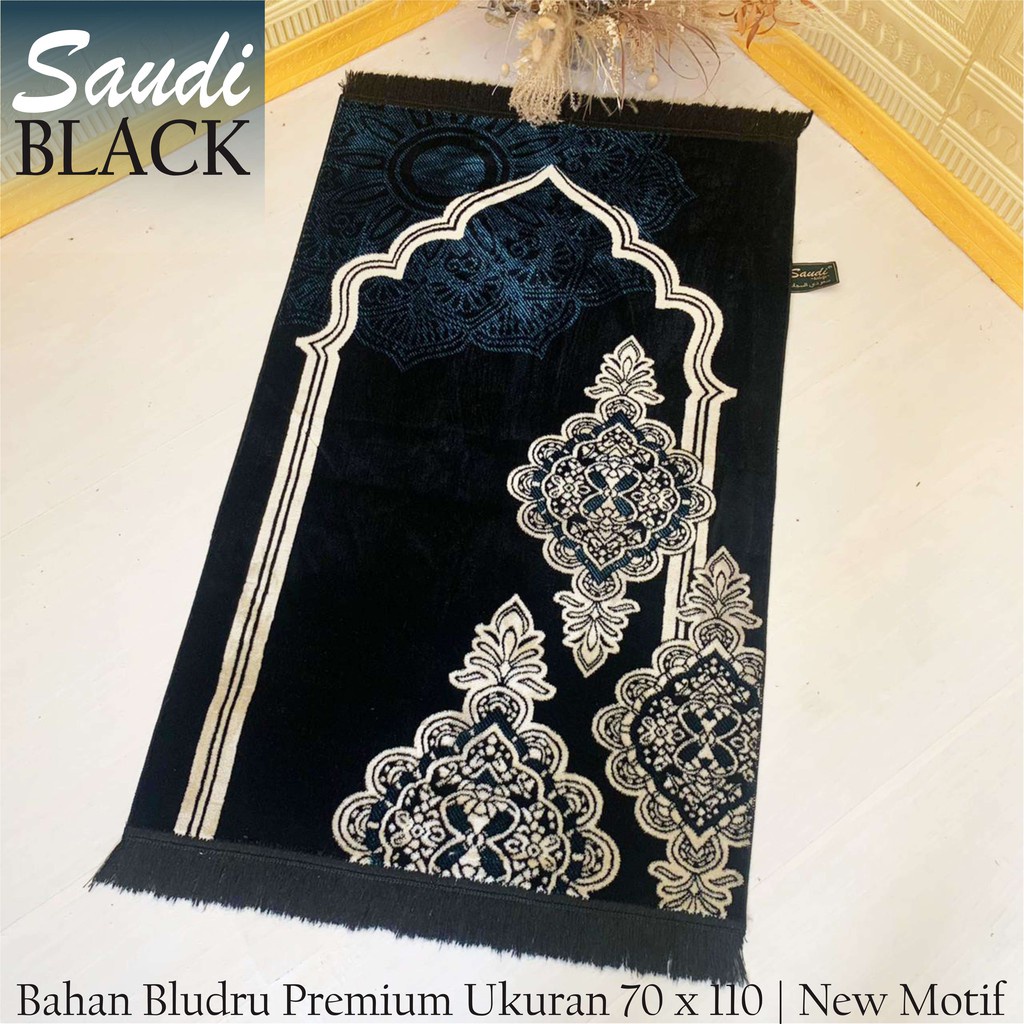 Sajadah saudi Hitam Premium Tebal Motif Bunga Murah