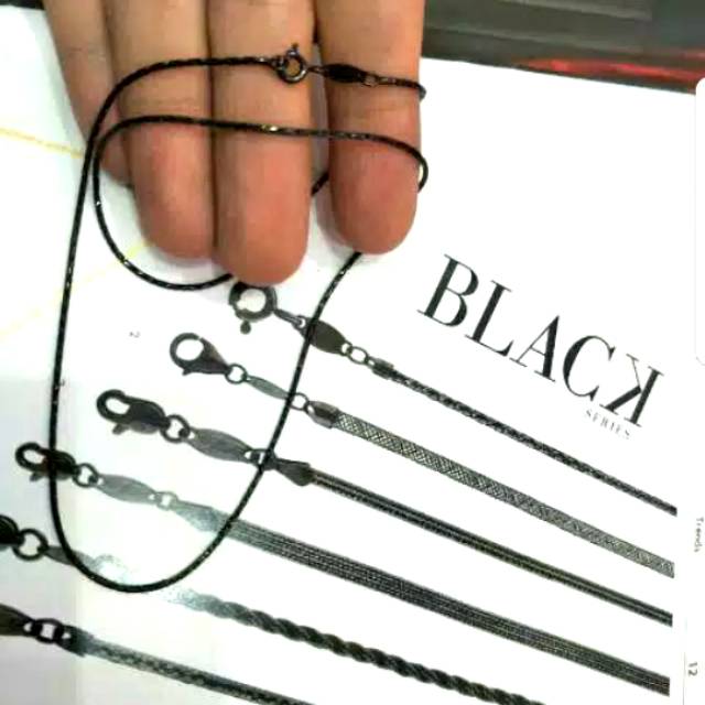 Kalung Emas asli model elegan
Black Gold