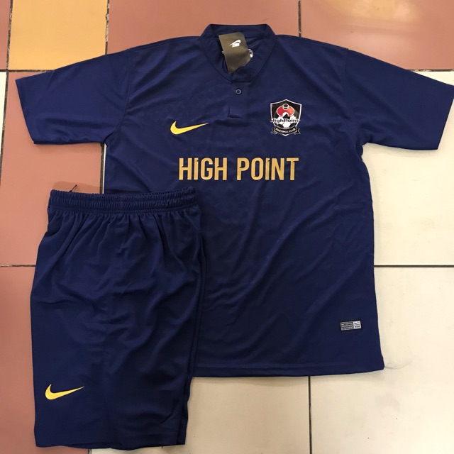 PASANG NAMESET + SPONSOR ( NON PRINT )+ LOGO ( *HARGA INI PASANG NAMESET BUKAN HARGA JERSEY NYA)