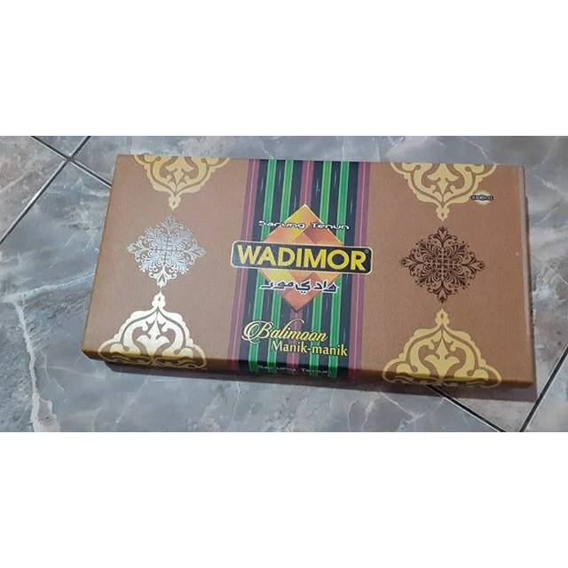 Sarung Wadimor MANIK MANIK