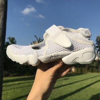 NIKE AIR RIFT WHITE PREMIUM ORIGINAL