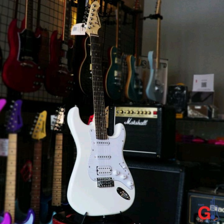 Aria Pro II STG-004 Electric Guitar WH