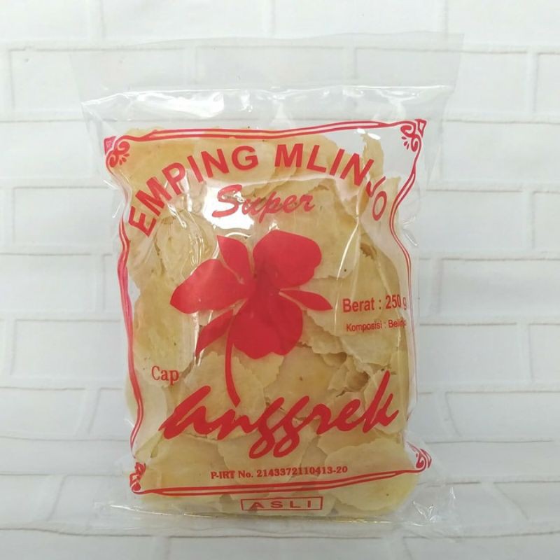 

Emping Mentah Melinjo Asli 250 Gram Siap Goreng Tanpa Pengawet