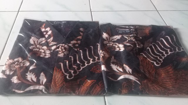 Batik Couple / Atasan Wanita Blouse & Kemeja Pria Lengan Pendek Pmc02 Termurah - By Pmsupplier