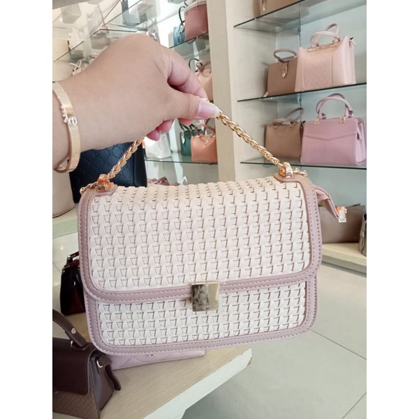 Tas selempang emsio by elizabeth