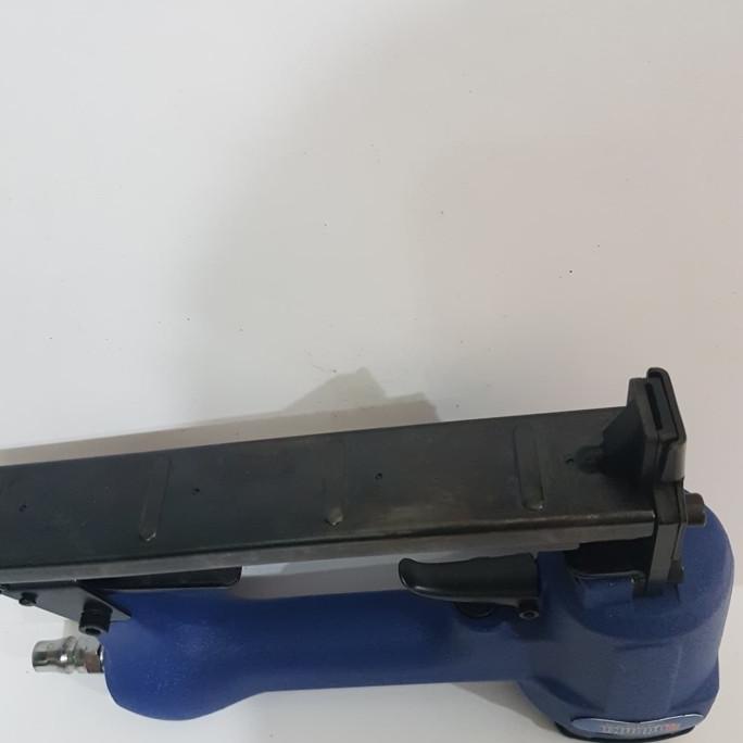

Kodenki Staples Mesin Paku Tembak Model U Air Nailer 1022J