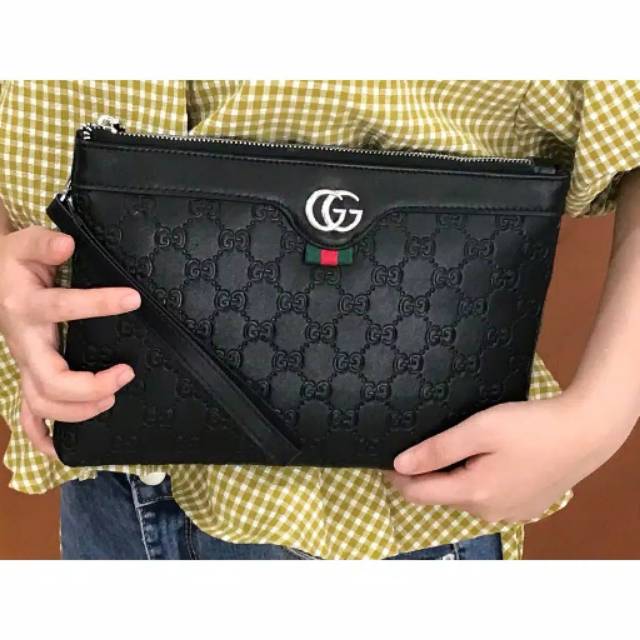 gucci clutch bag