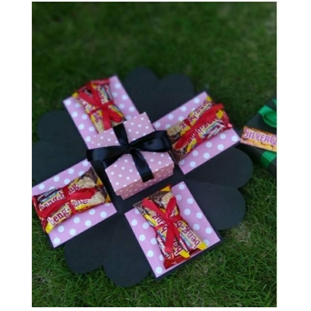 

buquet snack box3lapisan/buket snack/buket ultah/buket wisuda/buket eniversry