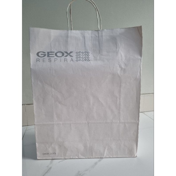 

Geox paper bag
