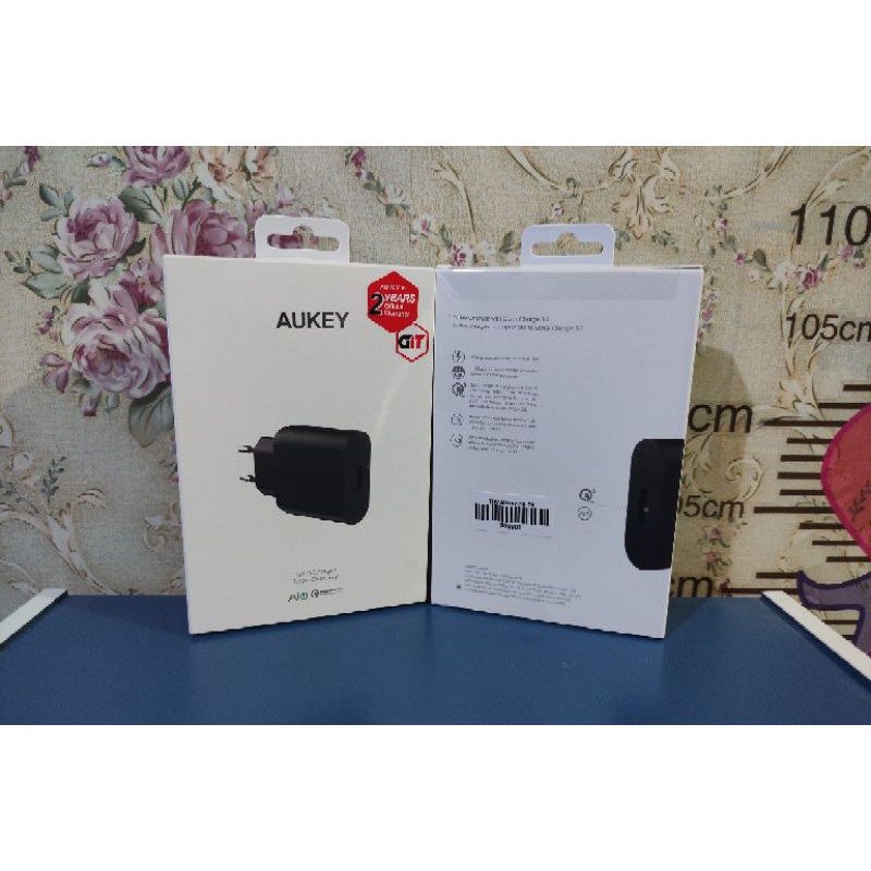 Aukey Charger PA-T9 1 Port 19.5W QC 3.0 Original Garansi Resmi