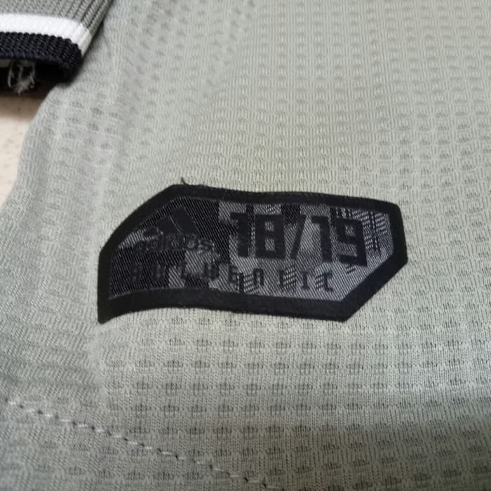 jers lagi ada  JERSEY BOLA JUVENTUS AWAY CLIMACHILL ADIZERO 2018/2019 GRADE ORI mari beli