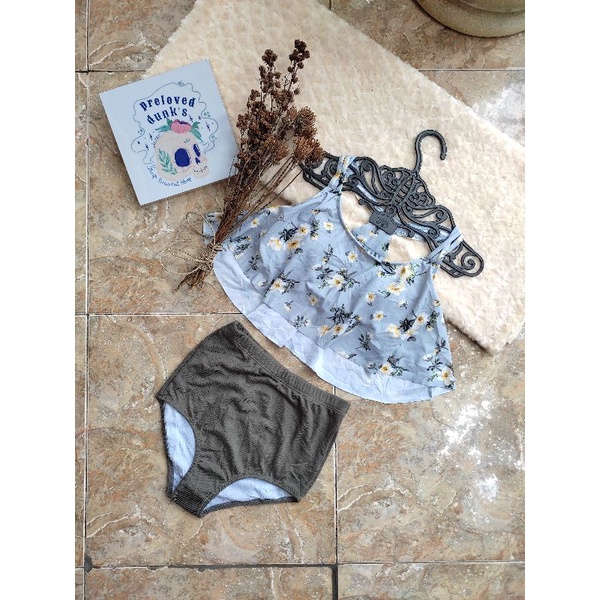 preloved thrift swimsuit baju renang bikini 1set floral baby blue wanita