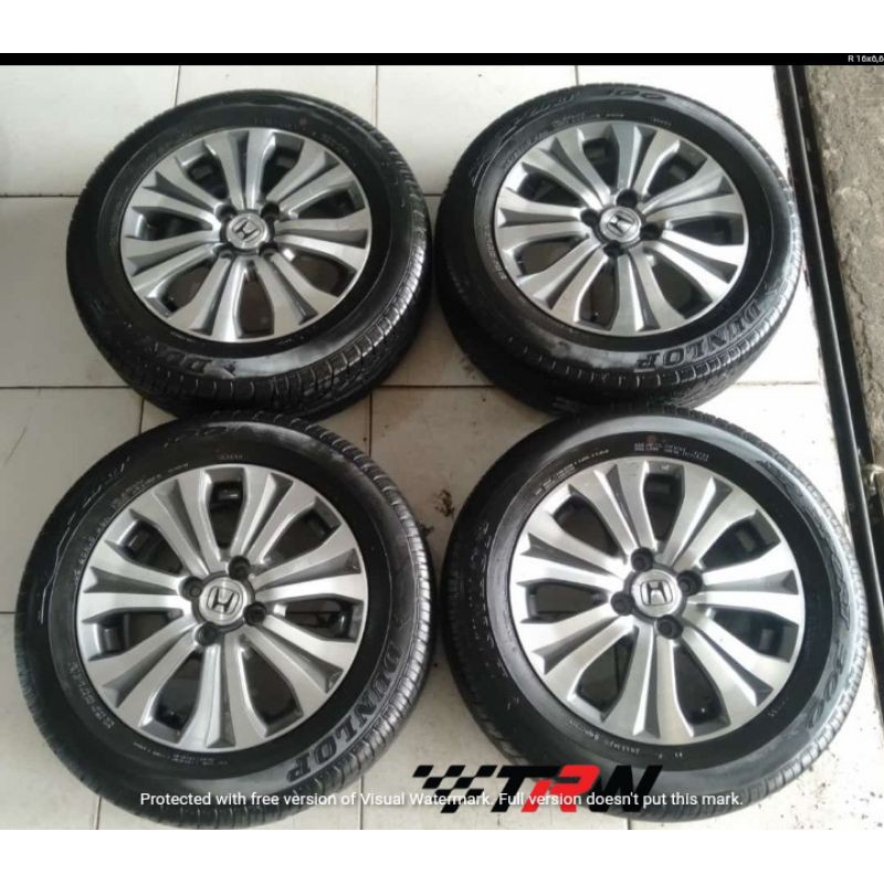 Velg pelek  mobil second oem Honda Freed R 15 ban Dunlop