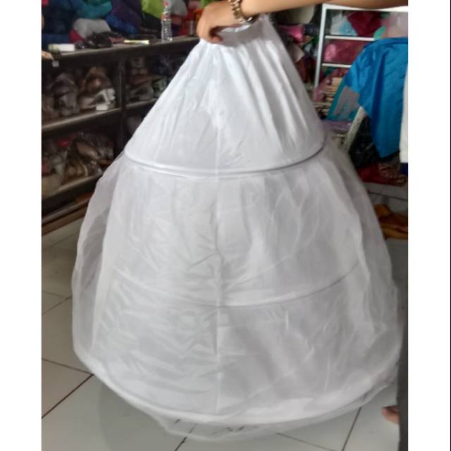 Peticoat / petikut 3 ring / pengembang rok