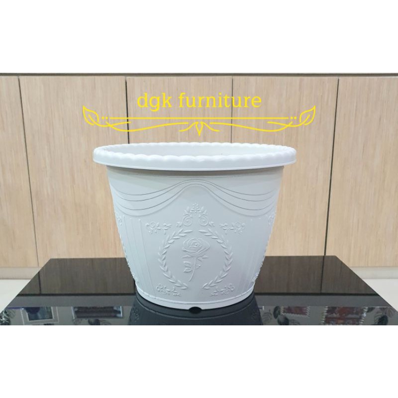 Pot Bunga Bulat Plastik Putih Motif Bunga Mawar Diameter 34 cm Murah