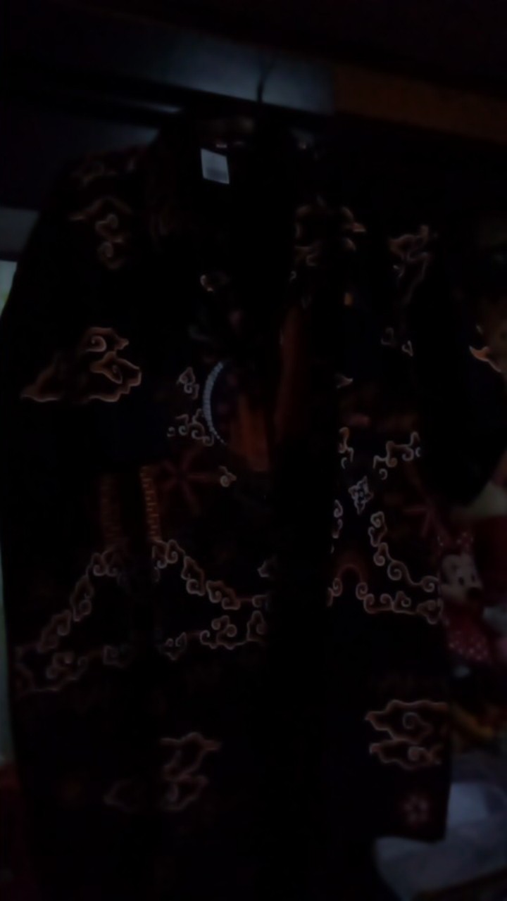 Batik Trusmi Hem Mega Mendung Saiba Lengan Pendek Kratonan Saiba