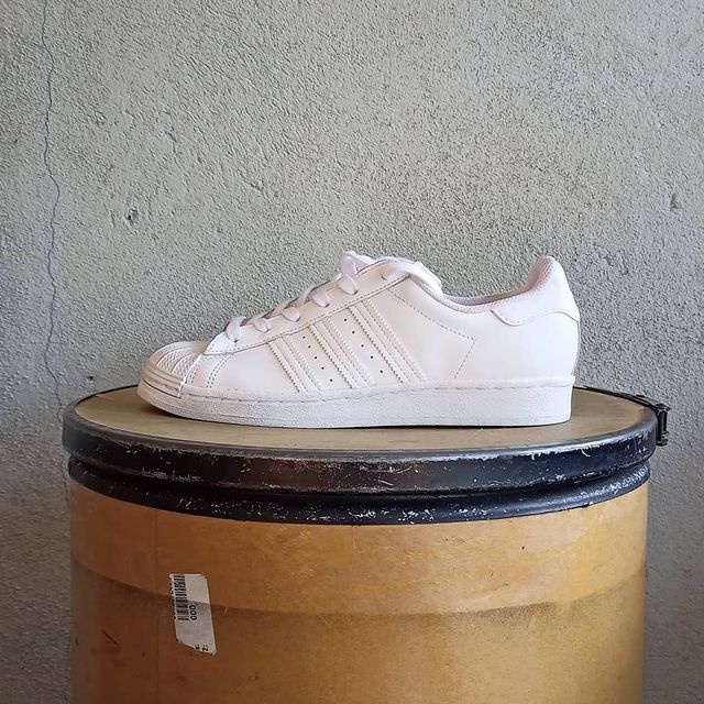 Sepatu ADIDAS Superstar White White - Original 100%
