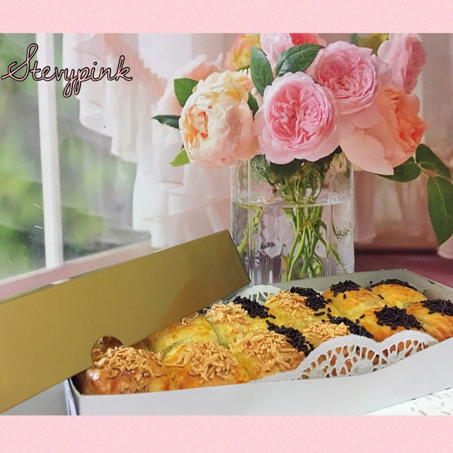 

Bollen Pisang Istimewa