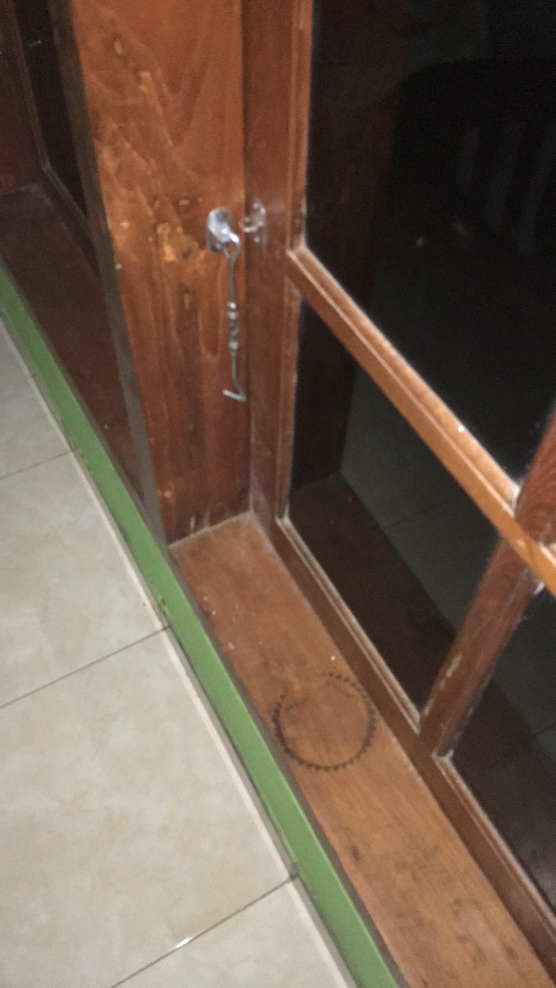 Hak Angin Kait Jendela Polos 5 Mm K. Tekuk Uk. 8 Stamco