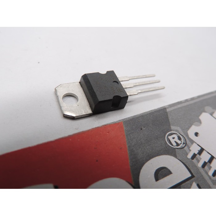 10PCS L7912CV TO-220 LM7912 -12V 1.5A Negative Voltage Regulator IC – ICmarket2009