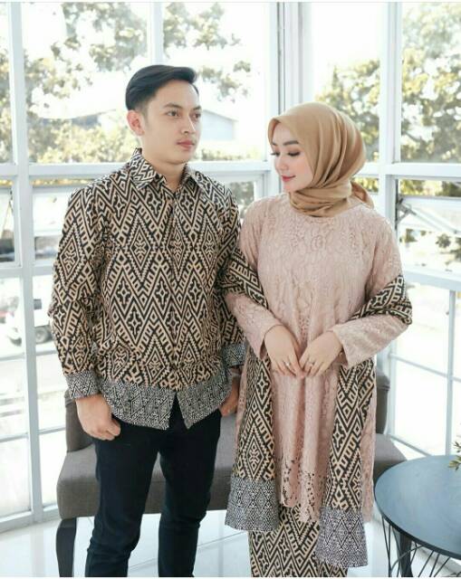 Batik Couple Laskita Kebaya Modern - Set Kebaya Couple Tunik Brokat Tulle Mutiara Premium - Set Kebaya Lamaran Tunangan - Set Baju Seserahan - Kebaya Bridesmaid Laffeya Tunik