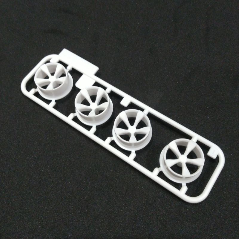 TAMIYA 5 SPOKE WHEEL WHITE (VELG MEDIUM)